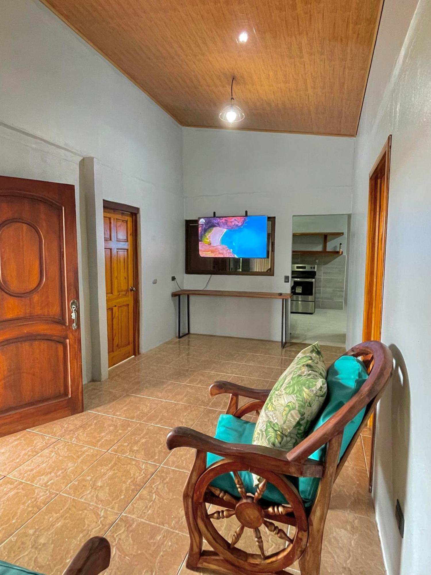 Iki House Volcan Arenal *